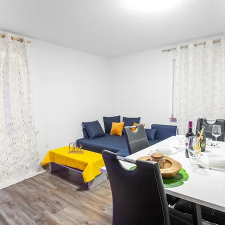 아파트 F&f Og, Zentrale Lage, Autobahnnaehe & Kostenfreie Privatparkplaetze 일스펠트