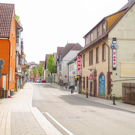 F&f Og, Zentrale Lage, Autobahnnaehe & Kostenfreie Privatparkplaetze 아파트